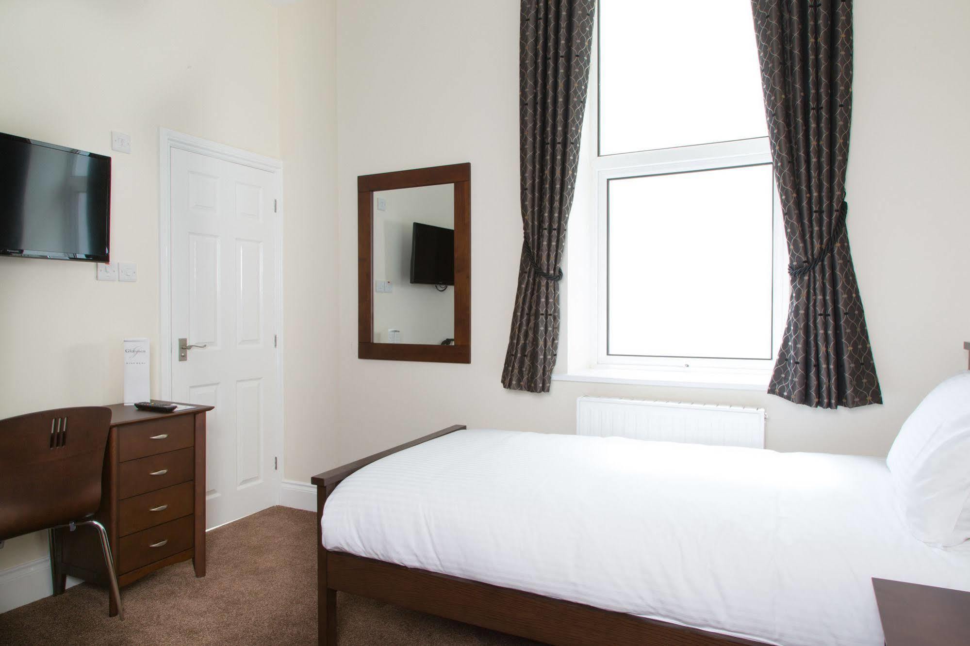 The Grosvenor Plymouth Hotel Bagian luar foto
